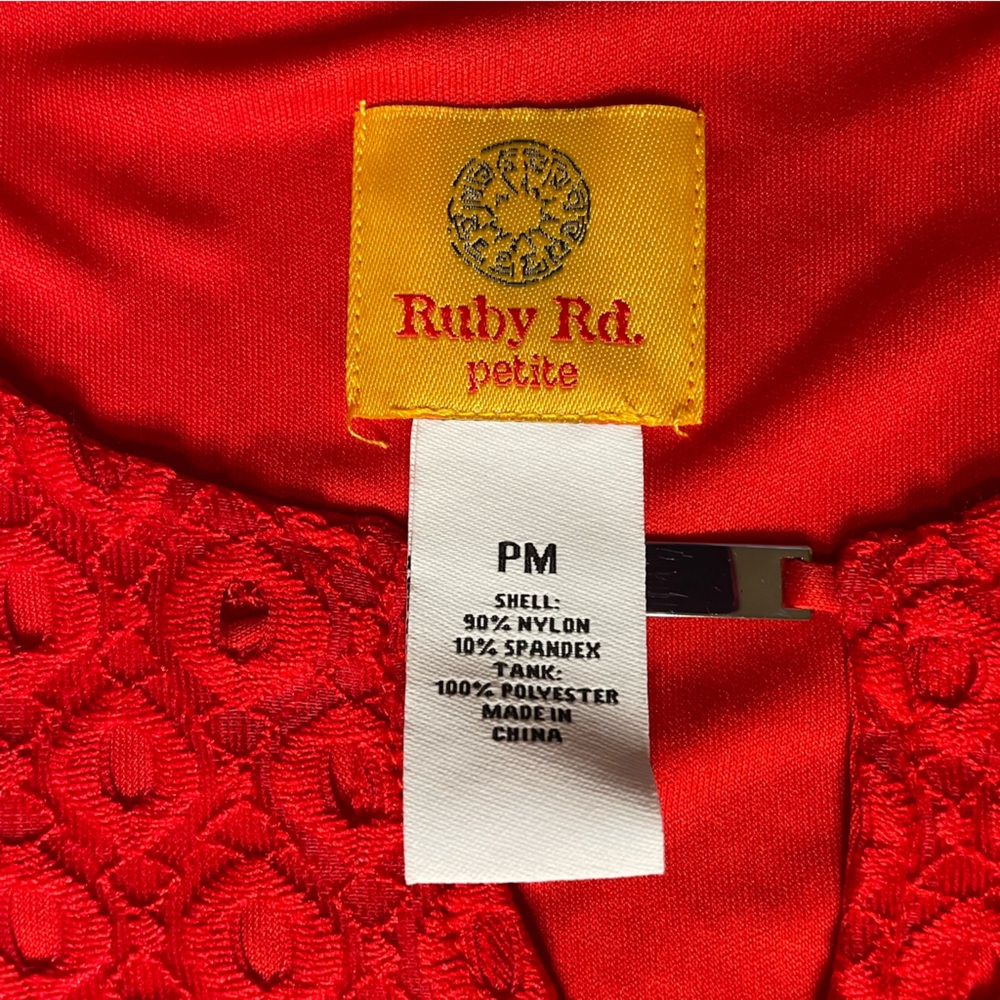 Ruby Rd. Red Tunic Size PM - Picture 4 of 6